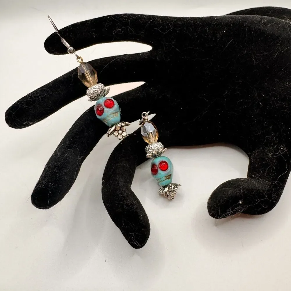 Tuequoise Skull Dia de los Muertos/Day of the Dead Fashion Earrings Halloween